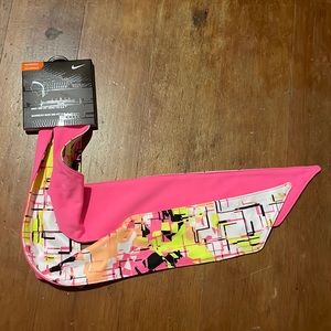 Reversible Nike headband